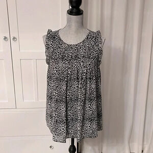 MICHAEL KORS NWOT Animal Print Sleeveless Ruffle Top, Size M